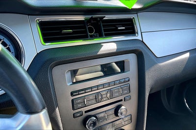 2013 Ford Mustang V6