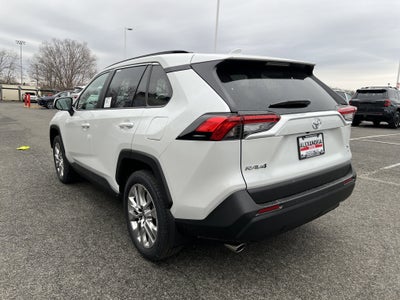 2025 Toyota RAV4 XLE Premium