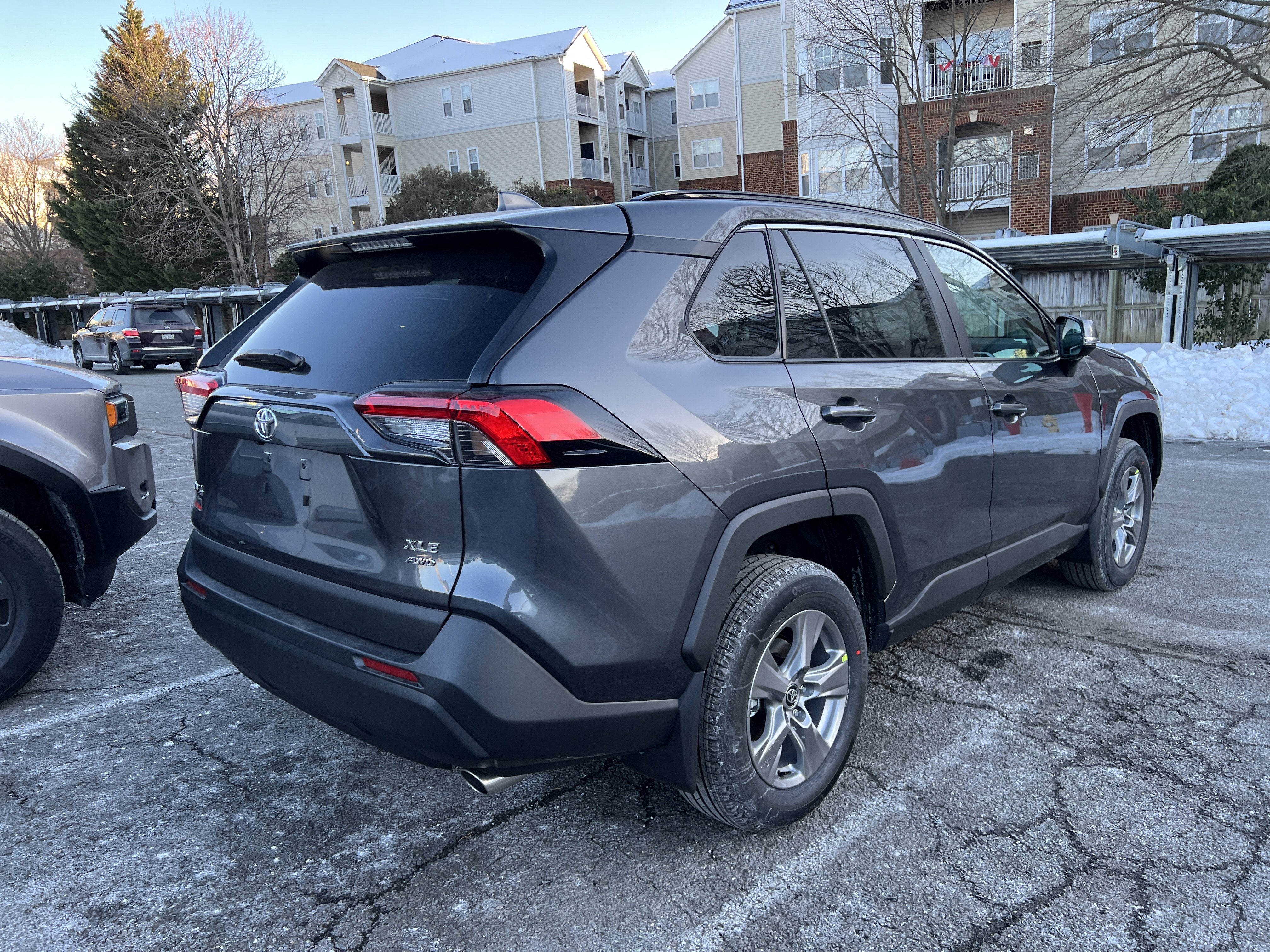 2025 Toyota RAV4 XLE