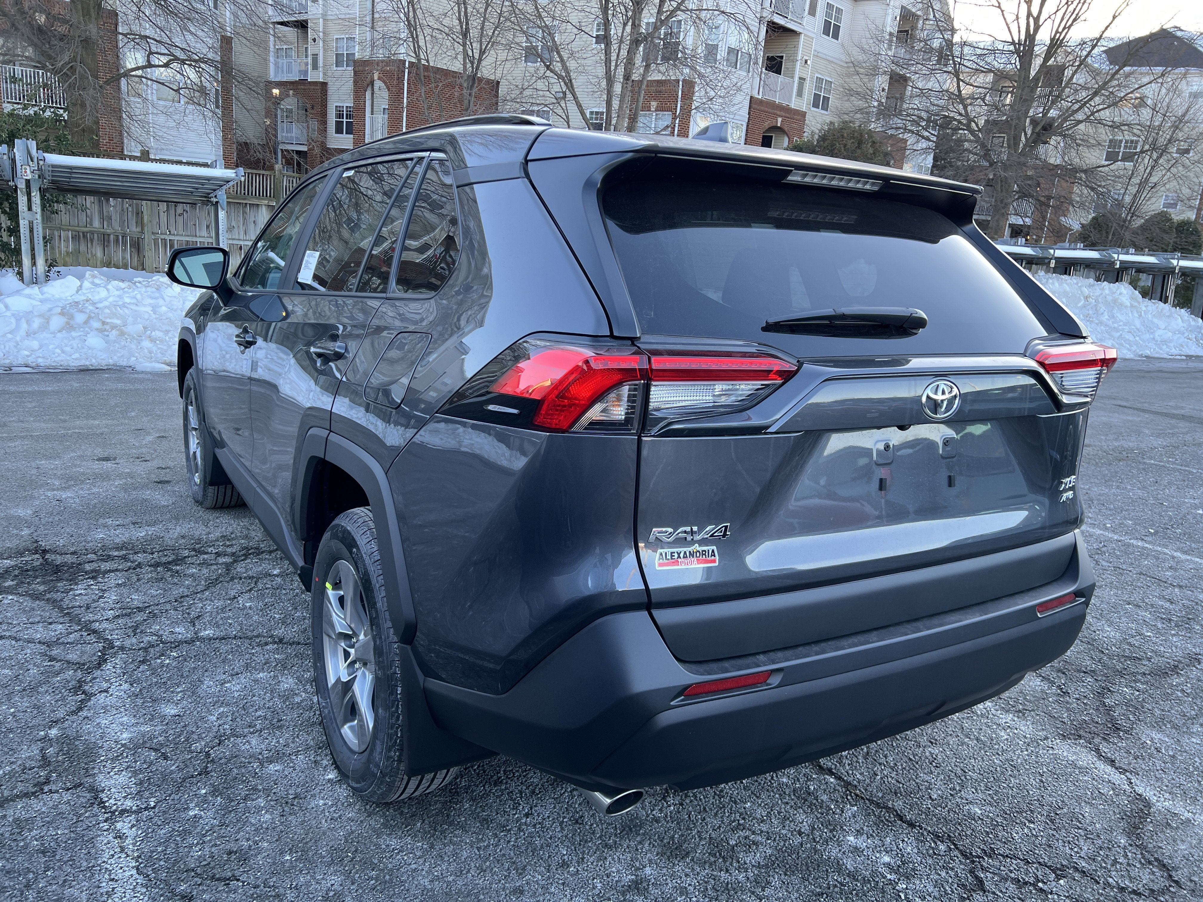 2025 Toyota RAV4 XLE