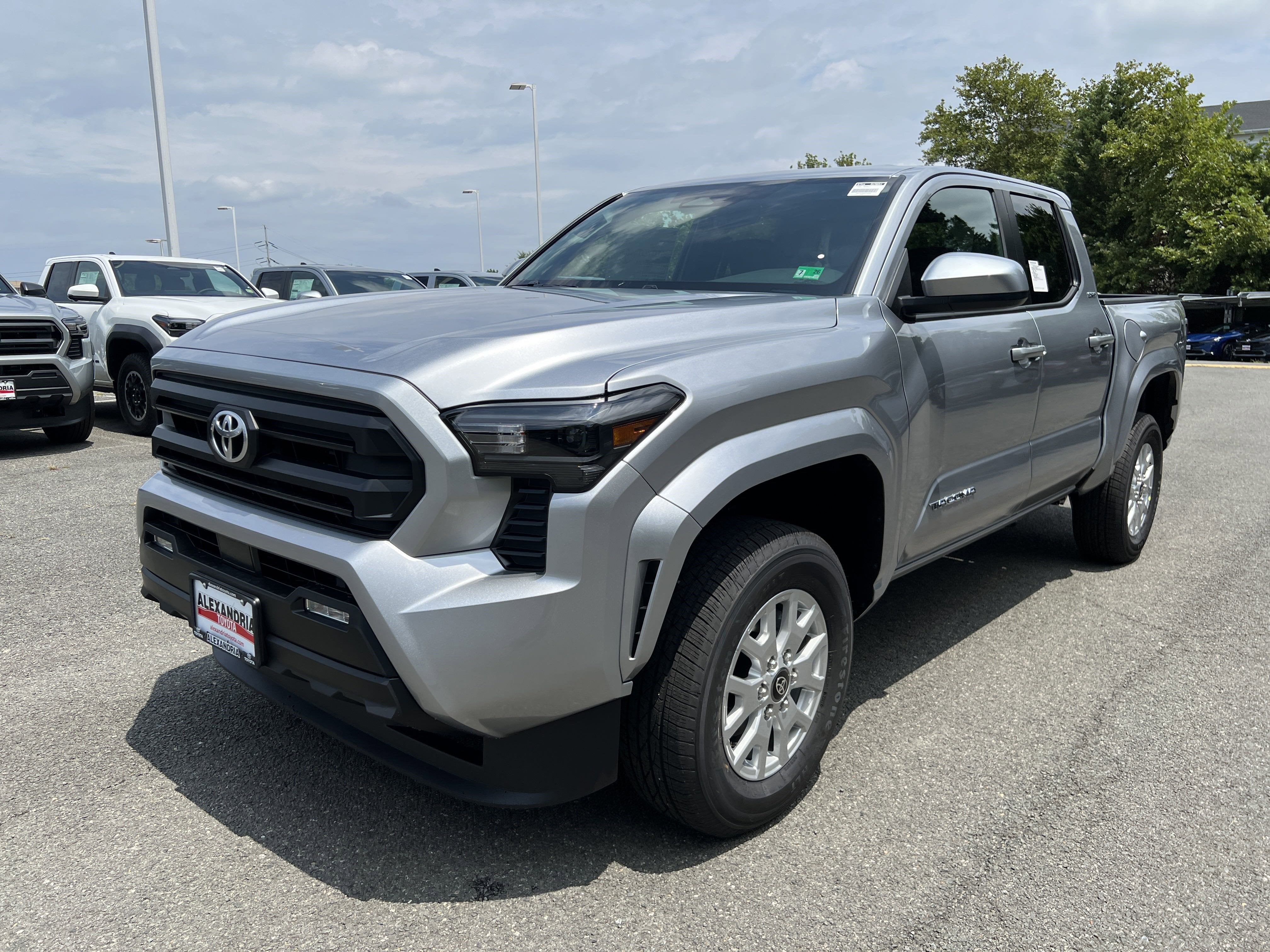 2025 Toyota Tacoma SR5