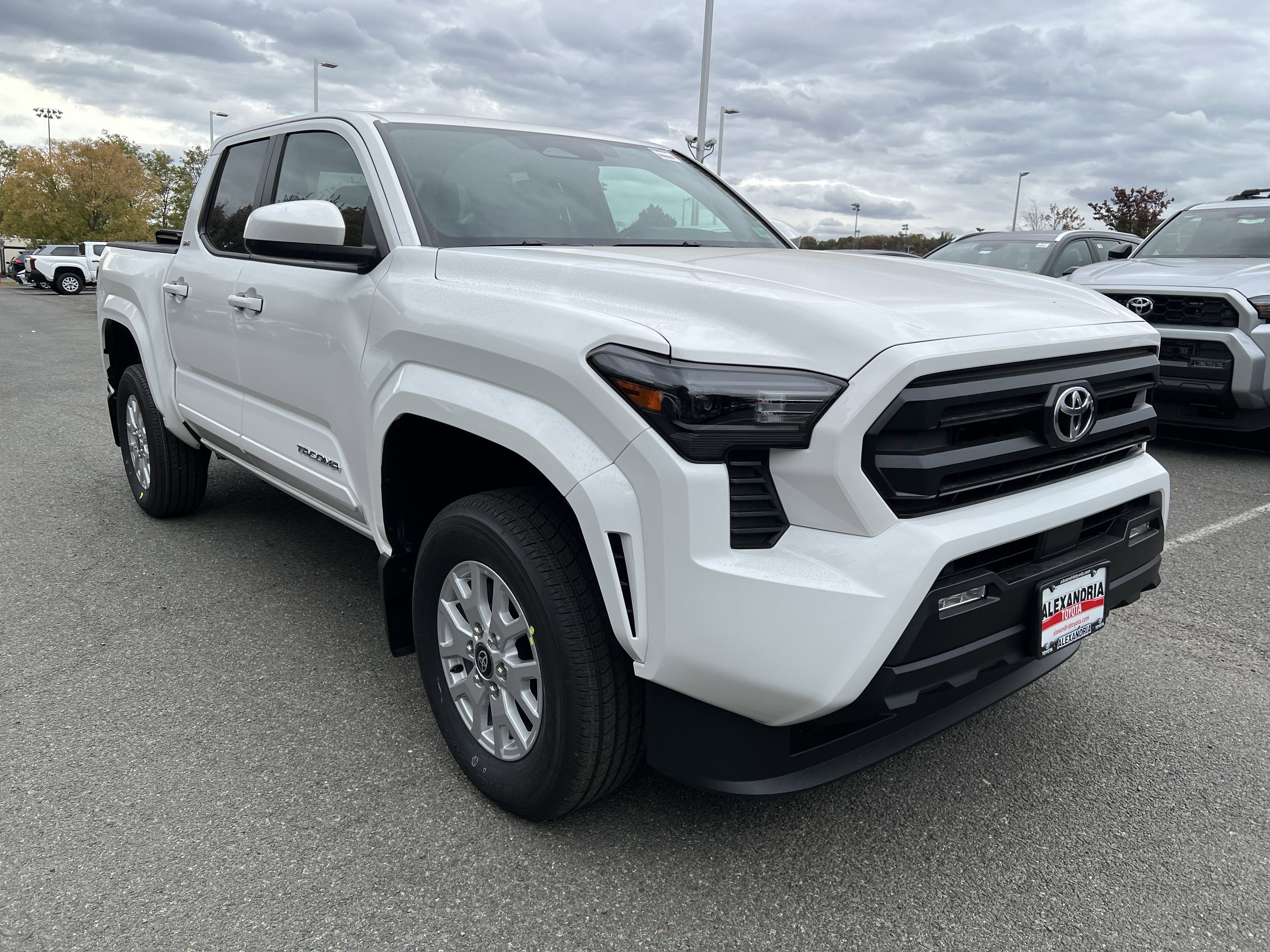 2025 Toyota Tacoma SR5