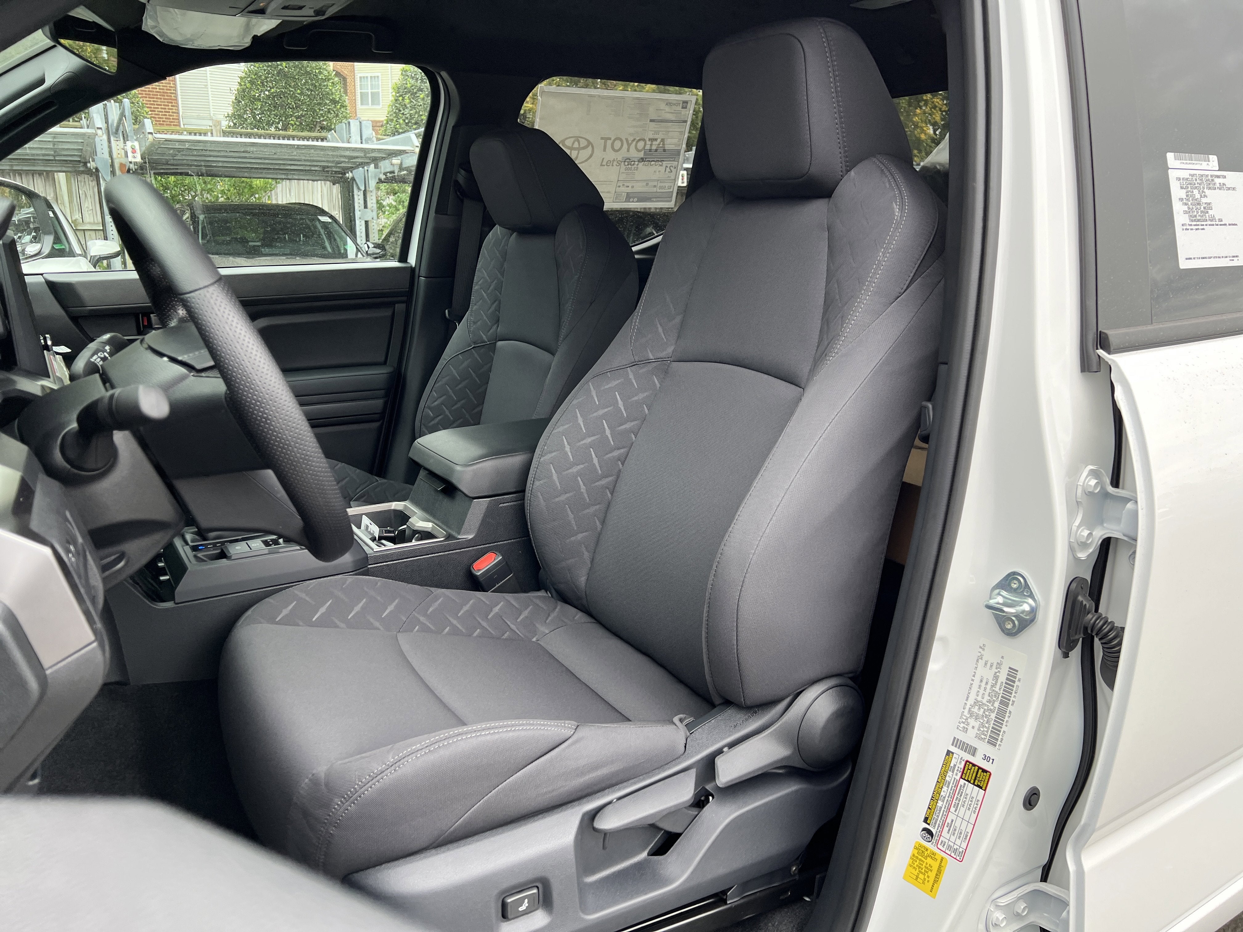 2025 Toyota Tacoma SR5