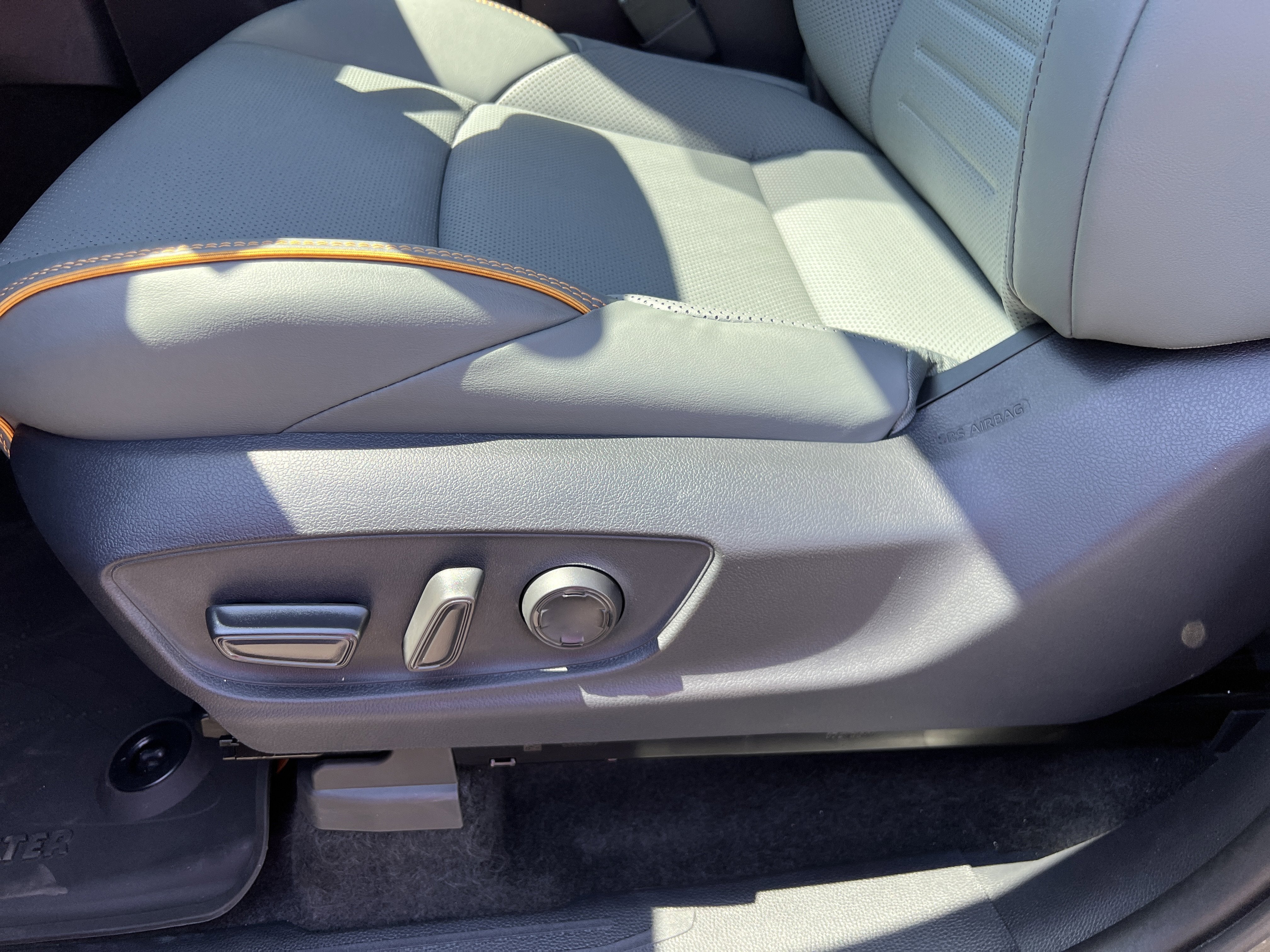 2026 Toyota Tacoma i-FORCE MAX Tacoma Trailhunter