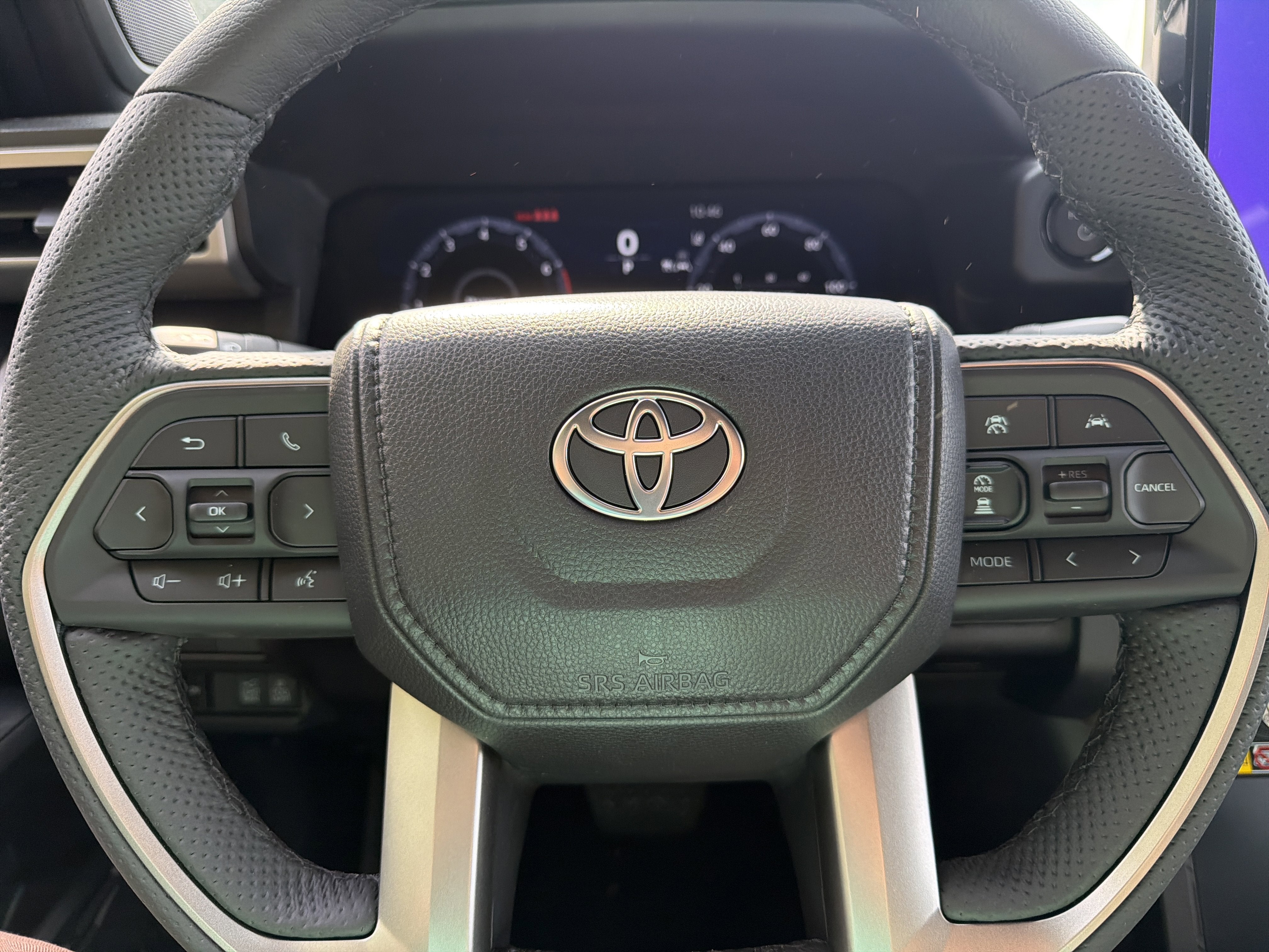2026 Toyota Tacoma i-FORCE MAX Tacoma Trailhunter