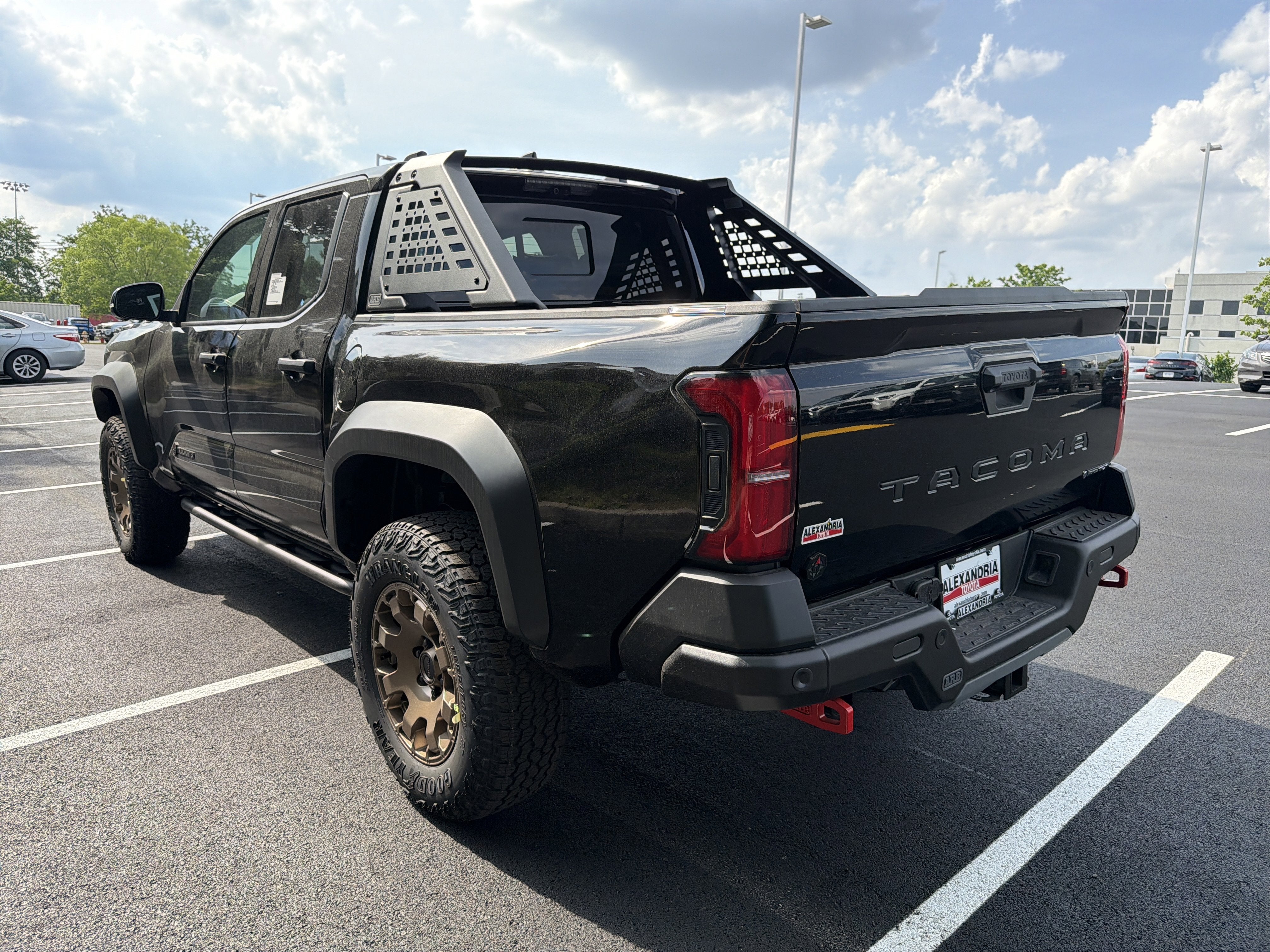 2026 Toyota Tacoma i-FORCE MAX Tacoma Trailhunter