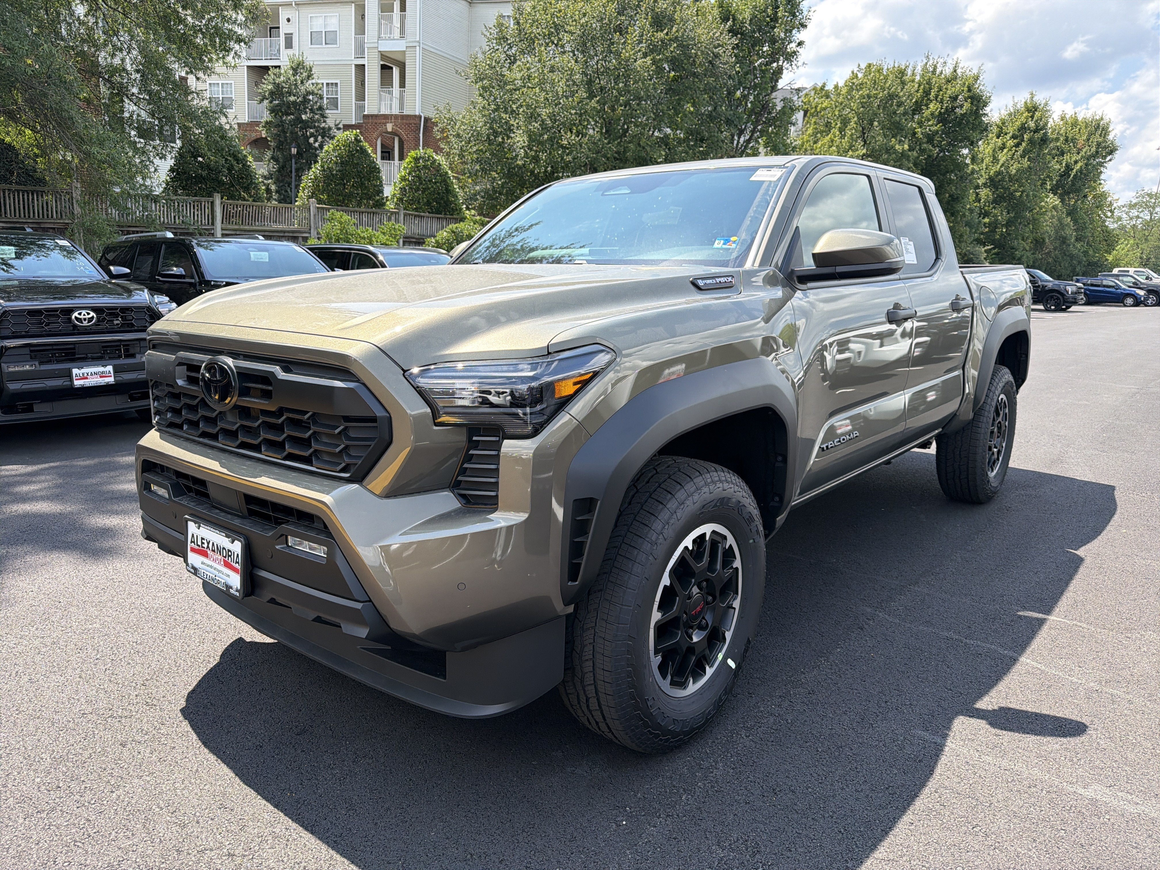 2026 Toyota Tacoma i-FORCE MAX Tacoma TRD Off-Road