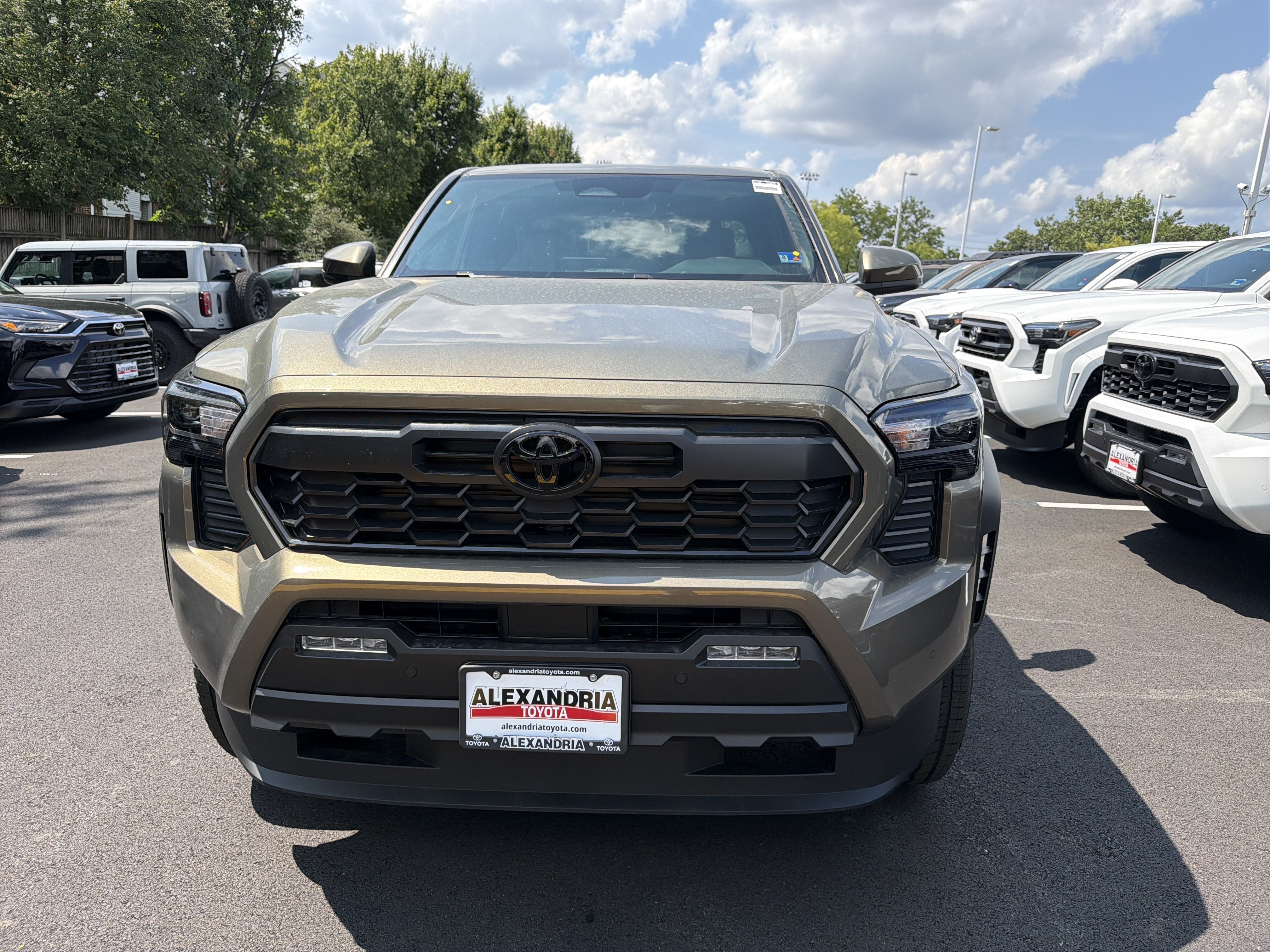 2026 Toyota Tacoma i-FORCE MAX Tacoma TRD Off-Road