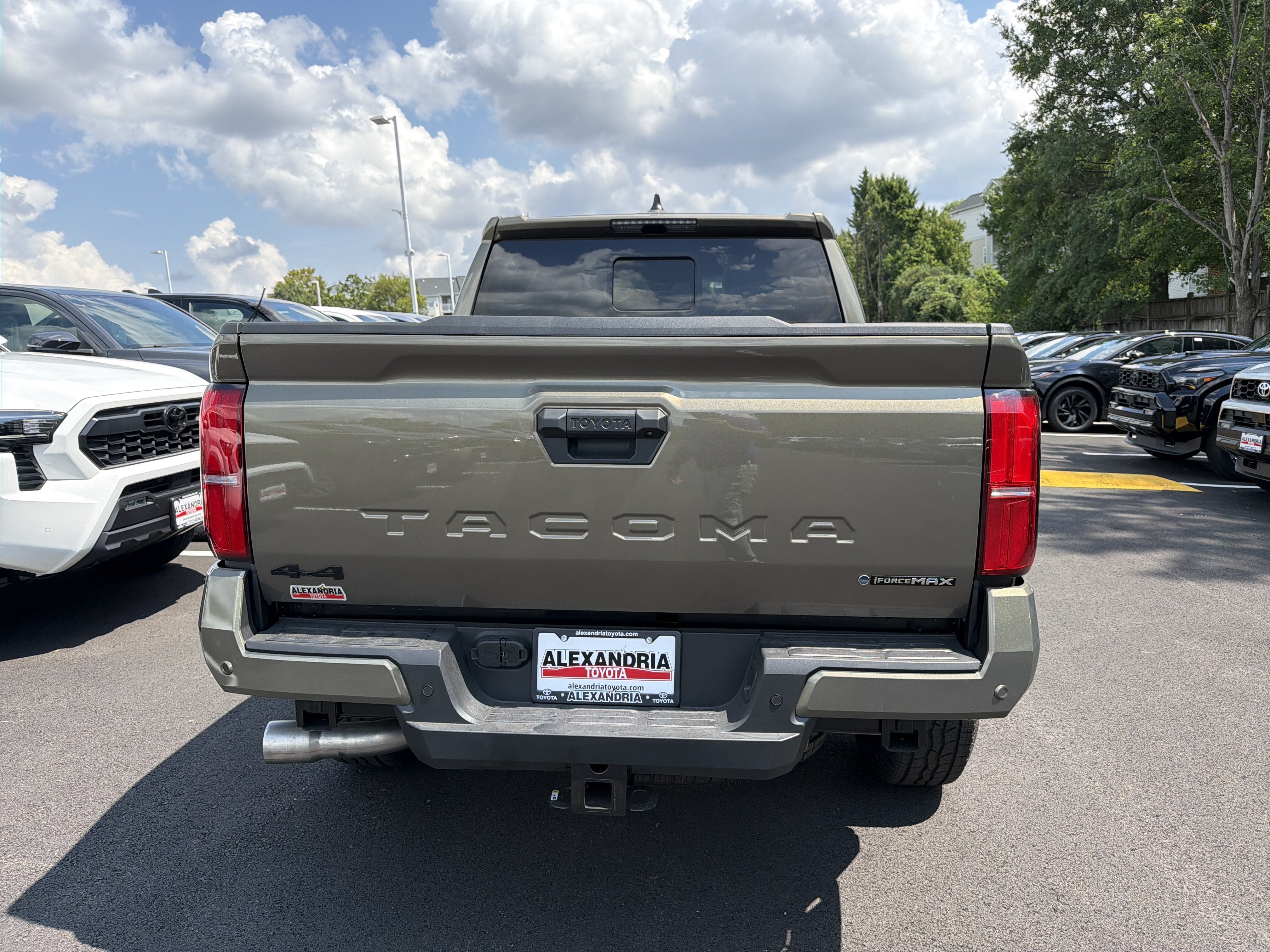 2026 Toyota Tacoma i-FORCE MAX Tacoma TRD Off-Road
