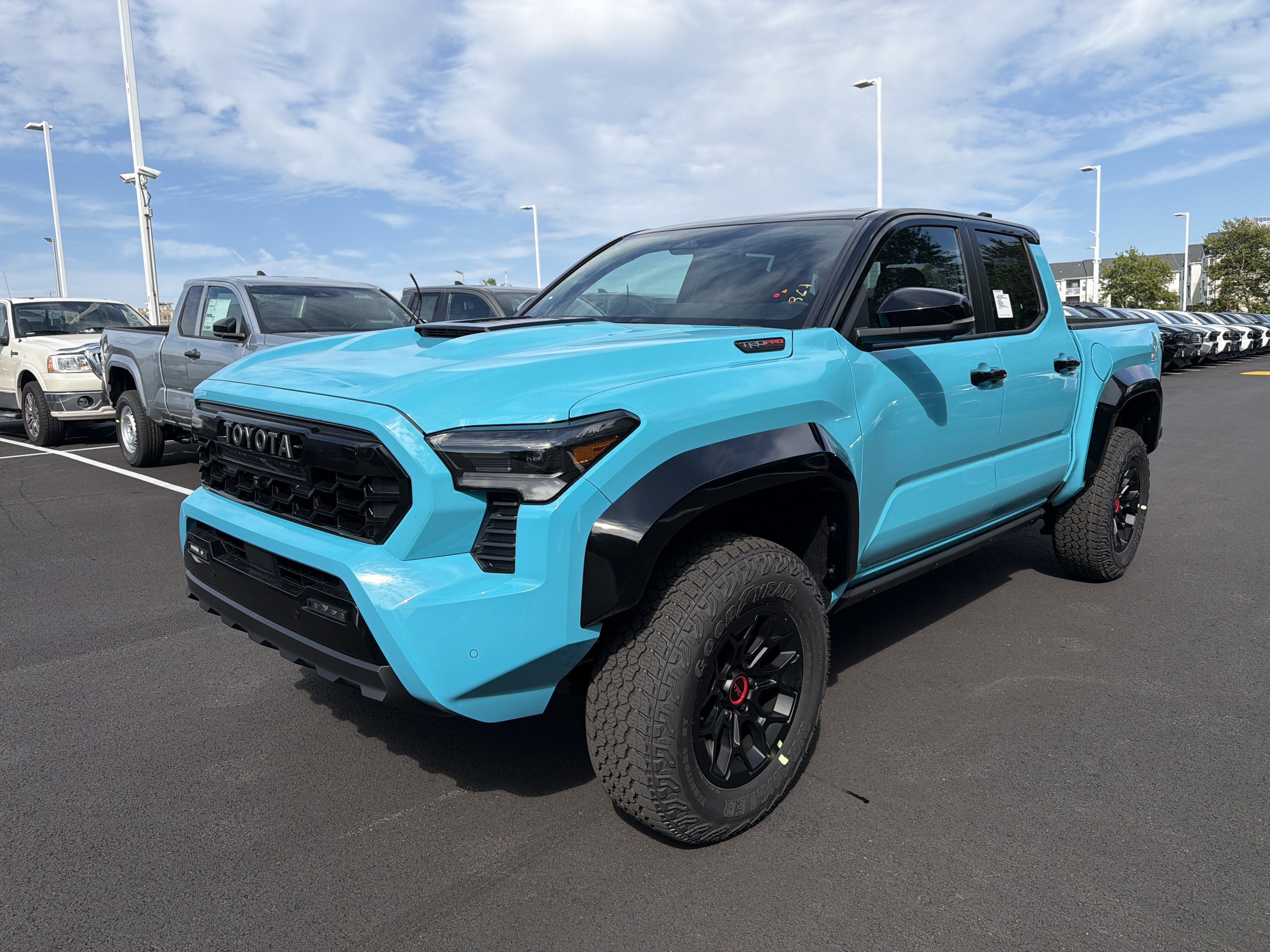 2026 Toyota Tacoma i-FORCE MAX Tacoma TRD Pro