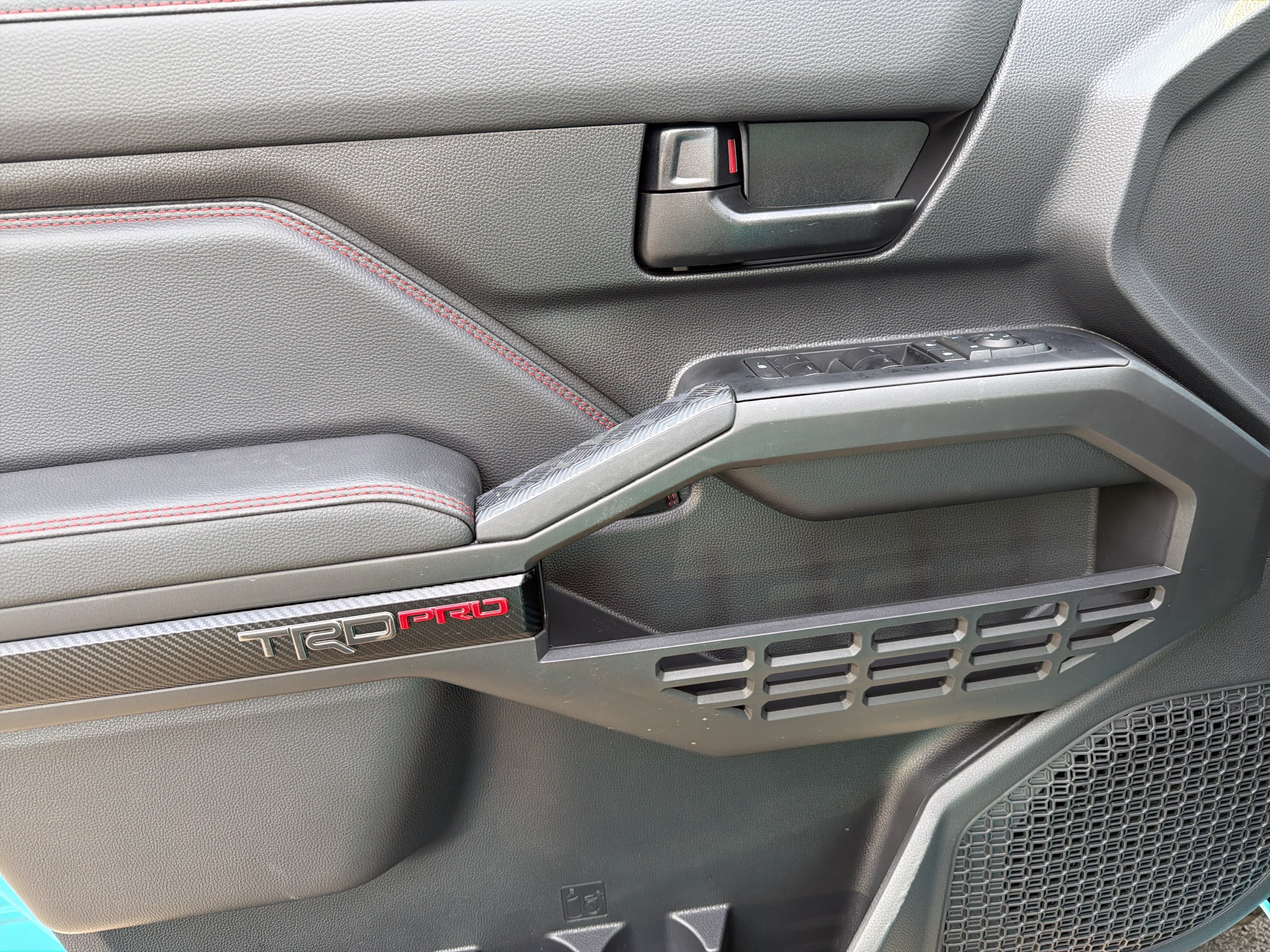 2026 Toyota Tacoma i-FORCE MAX Tacoma TRD Pro