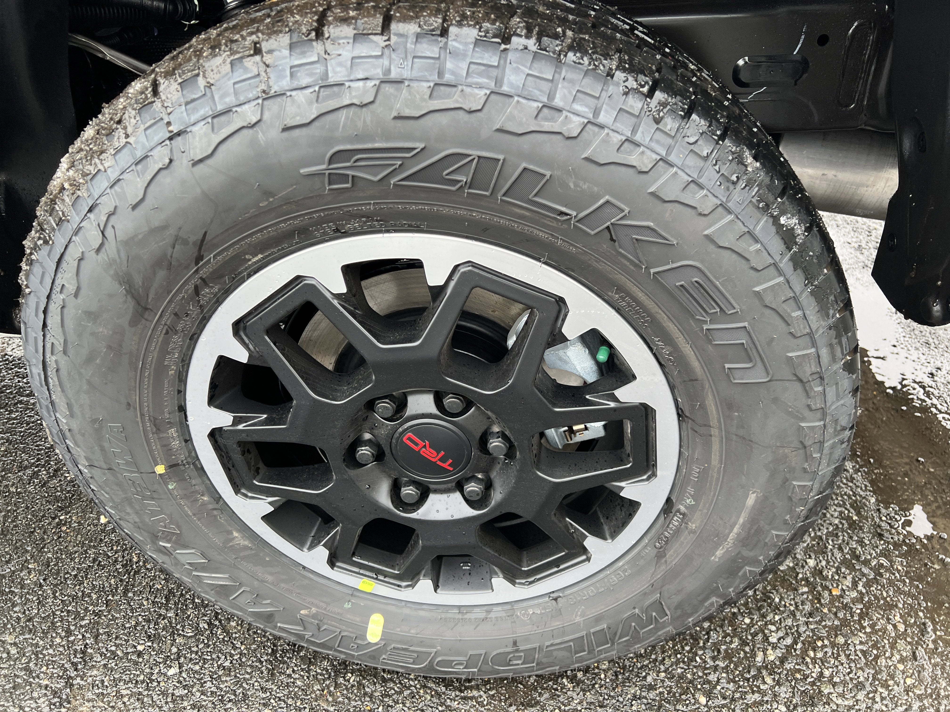 2026 Toyota Tacoma i-FORCE MAX Tacoma TRD Off-Road