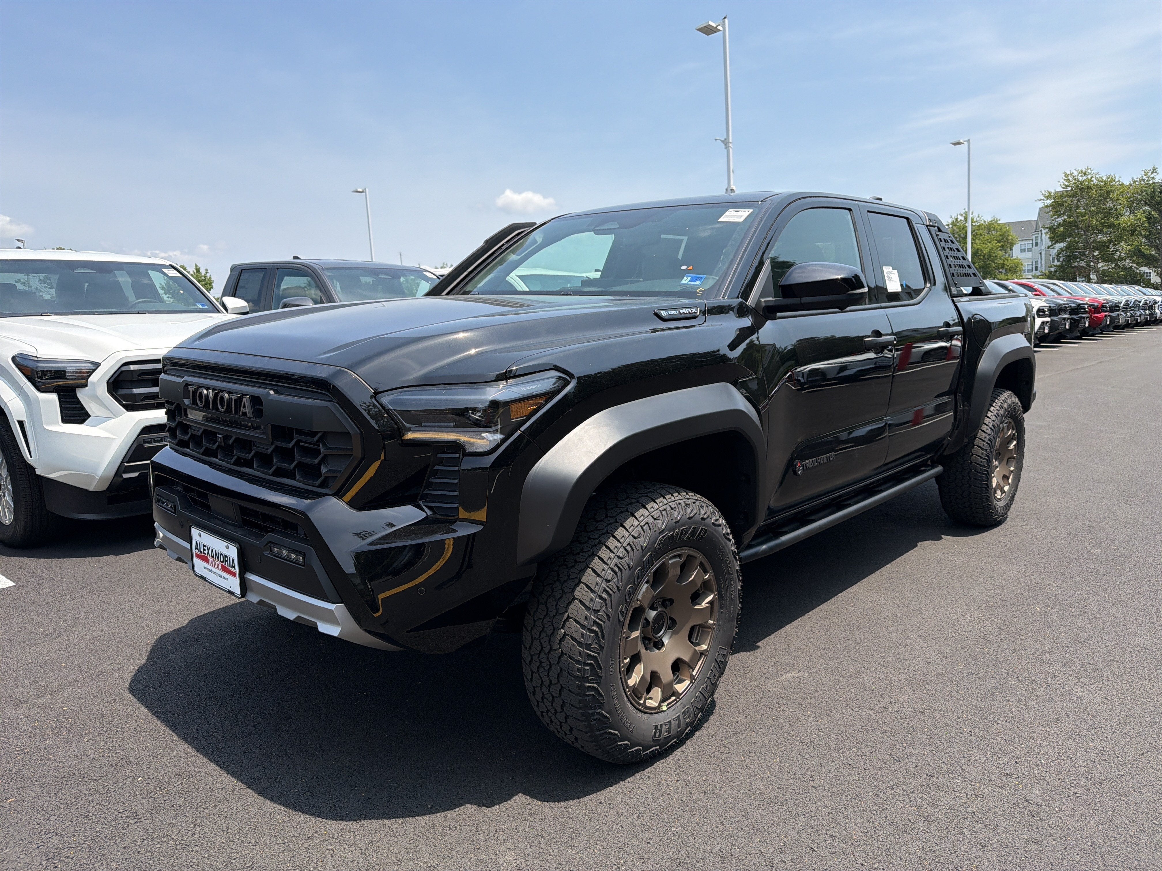 2026 Toyota Tacoma i-FORCE MAX Tacoma Trailhunter