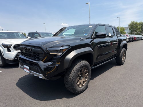 2026 Toyota Tacoma i-FORCE MAX Tacoma Trailhunter