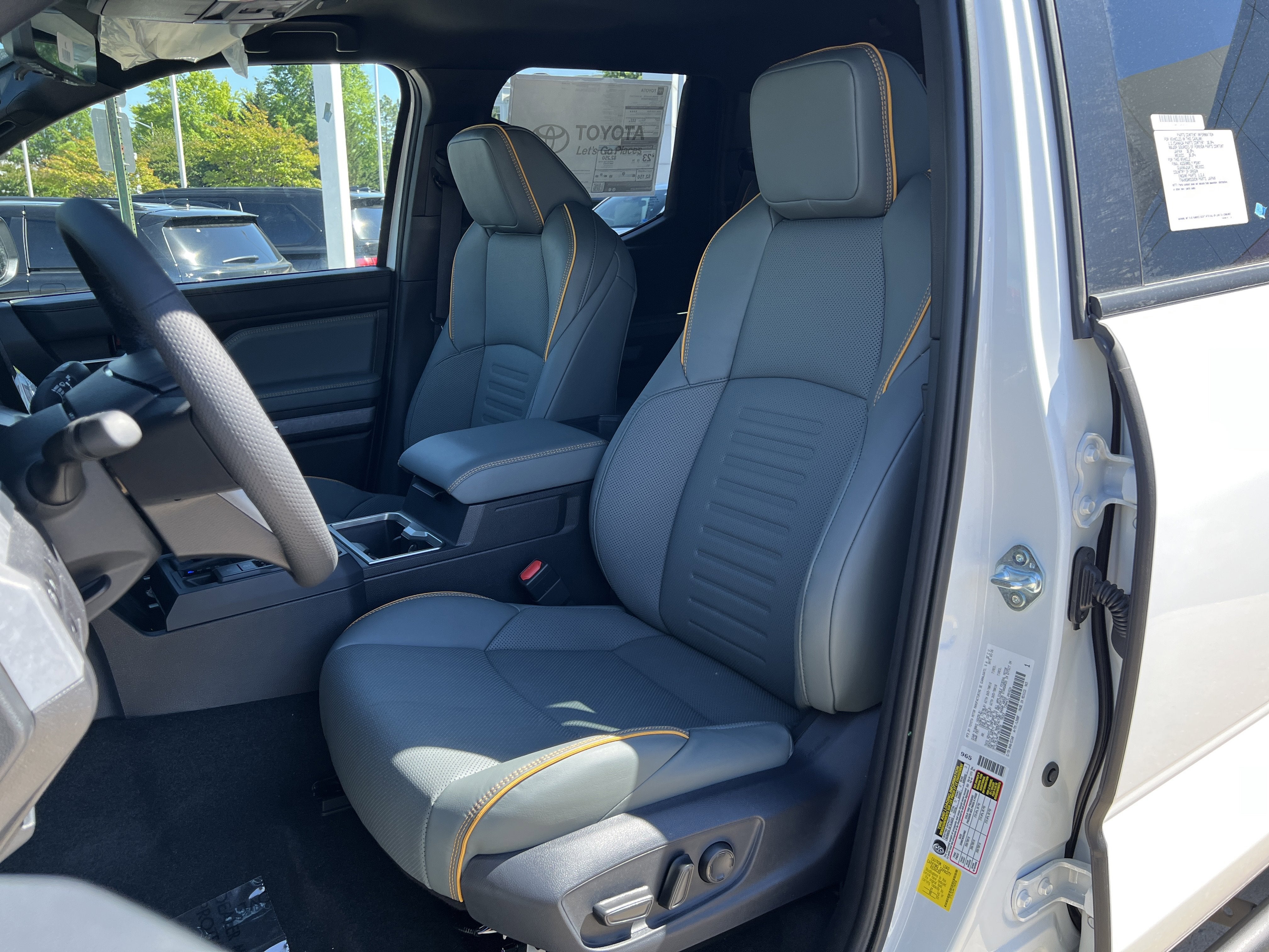 2026 Toyota Tacoma i-FORCE MAX Tacoma Trailhunter