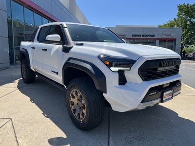 2026 Toyota Tacoma i-FORCE MAX Tacoma Trailhunter