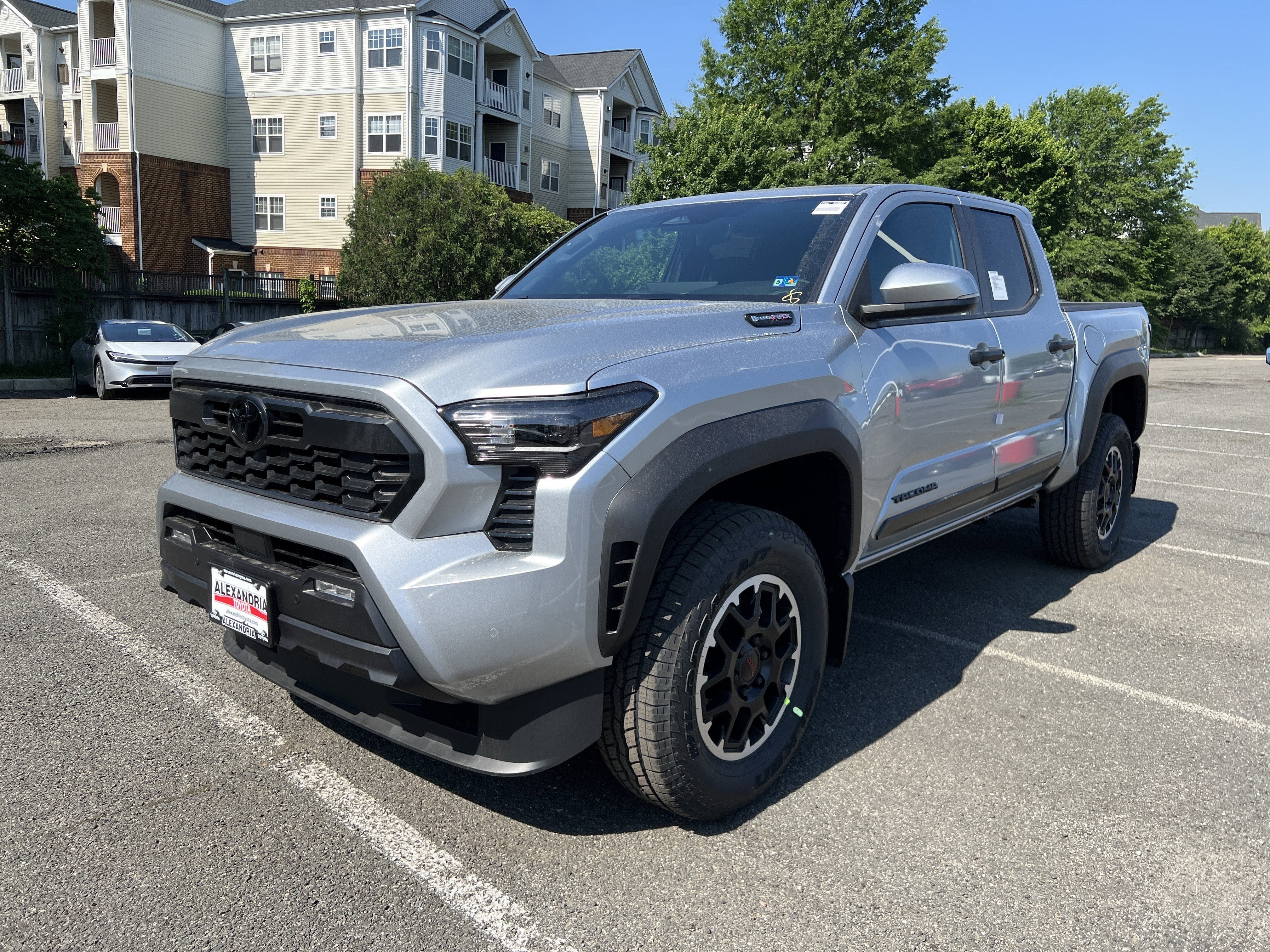2026 Toyota Tacoma i-FORCE MAX Tacoma TRD Off-Road