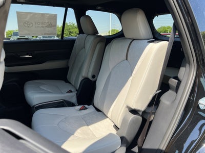 2026 Toyota Grand Highlander Hybrid MAX Platinum