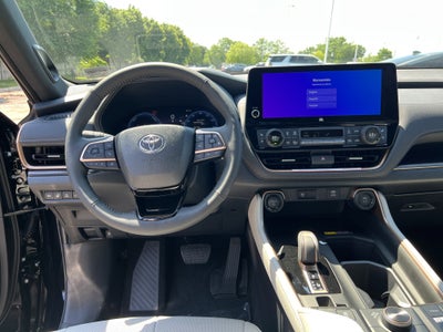 2026 Toyota Grand Highlander Hybrid MAX Platinum