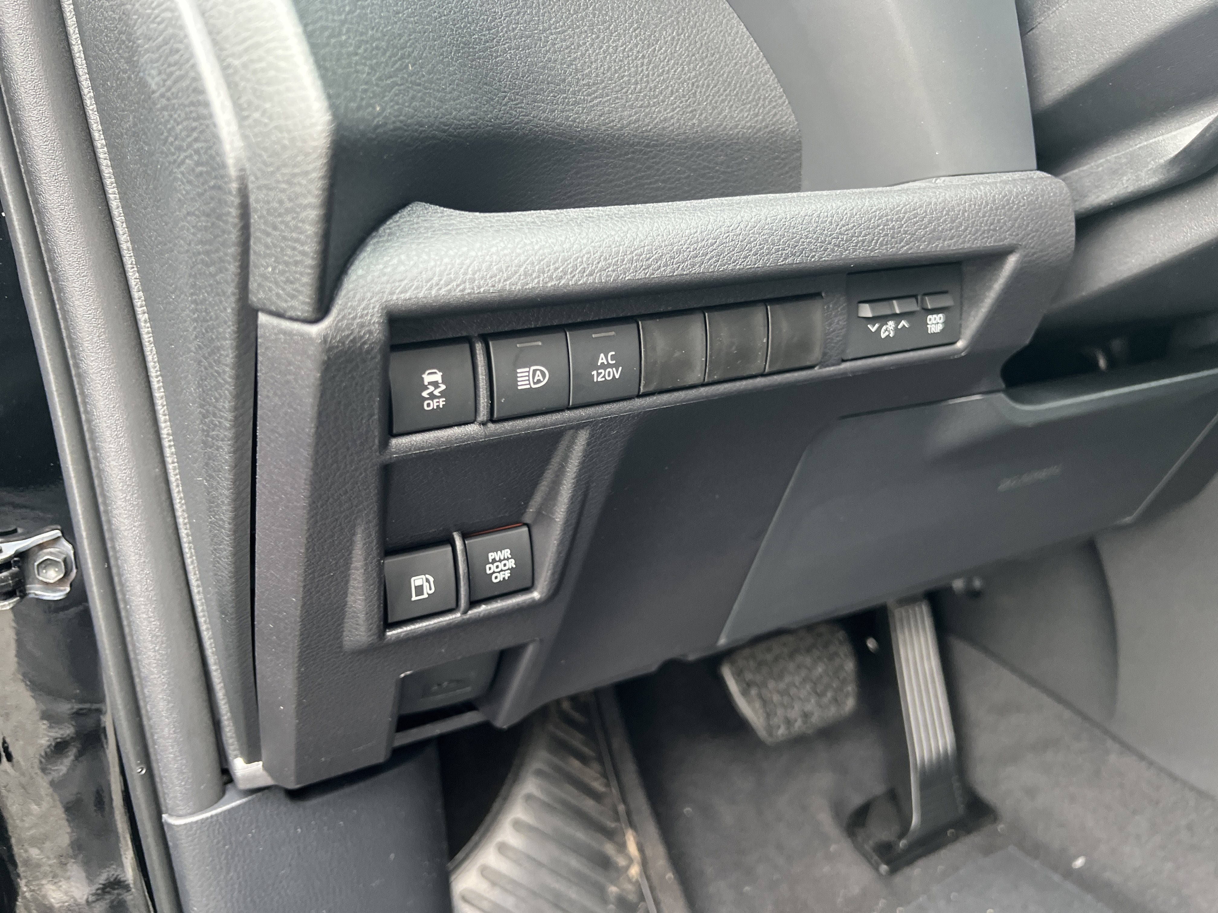 2026 Toyota Sienna Woodland Edition