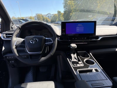 2026 Toyota Sienna Woodland Edition
