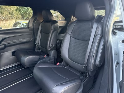 2026 Toyota Sienna Woodland Edition