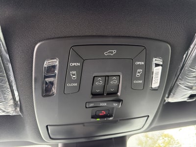 2026 Toyota Sienna Woodland Edition