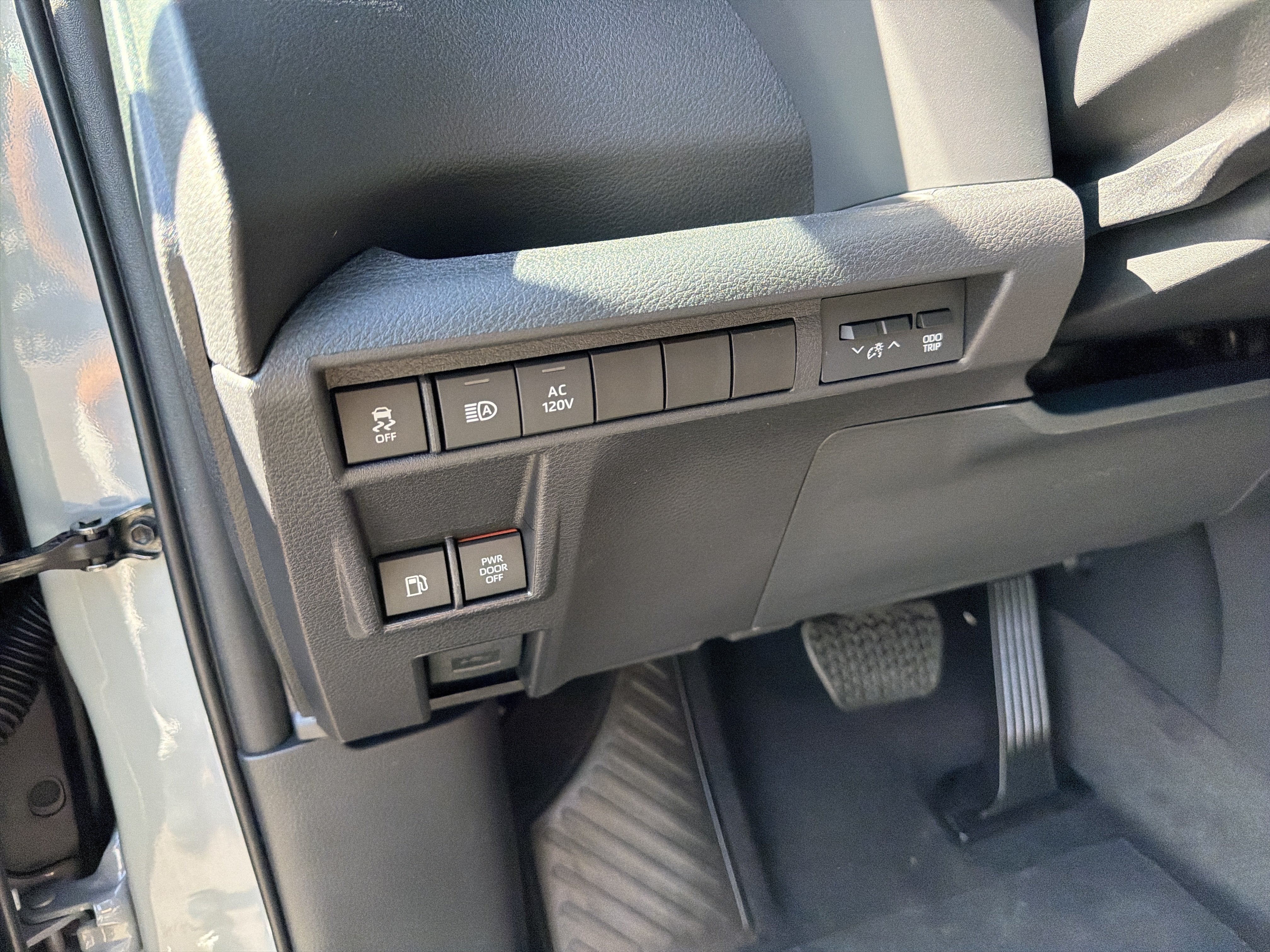 2026 Toyota Sienna Woodland Edition