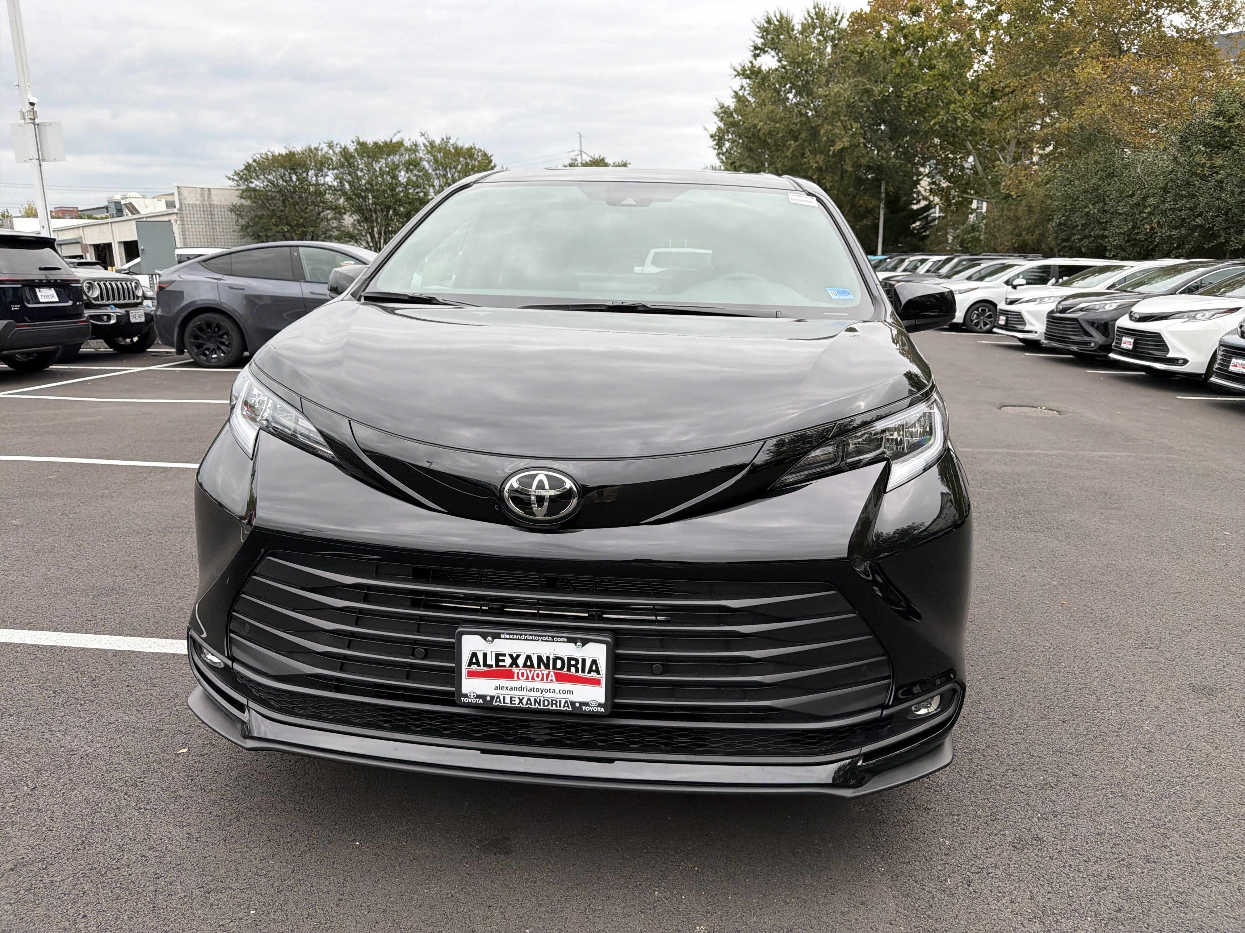 2026 Toyota Sienna Woodland Edition