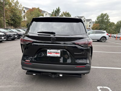 2026 Toyota Sienna Woodland Edition