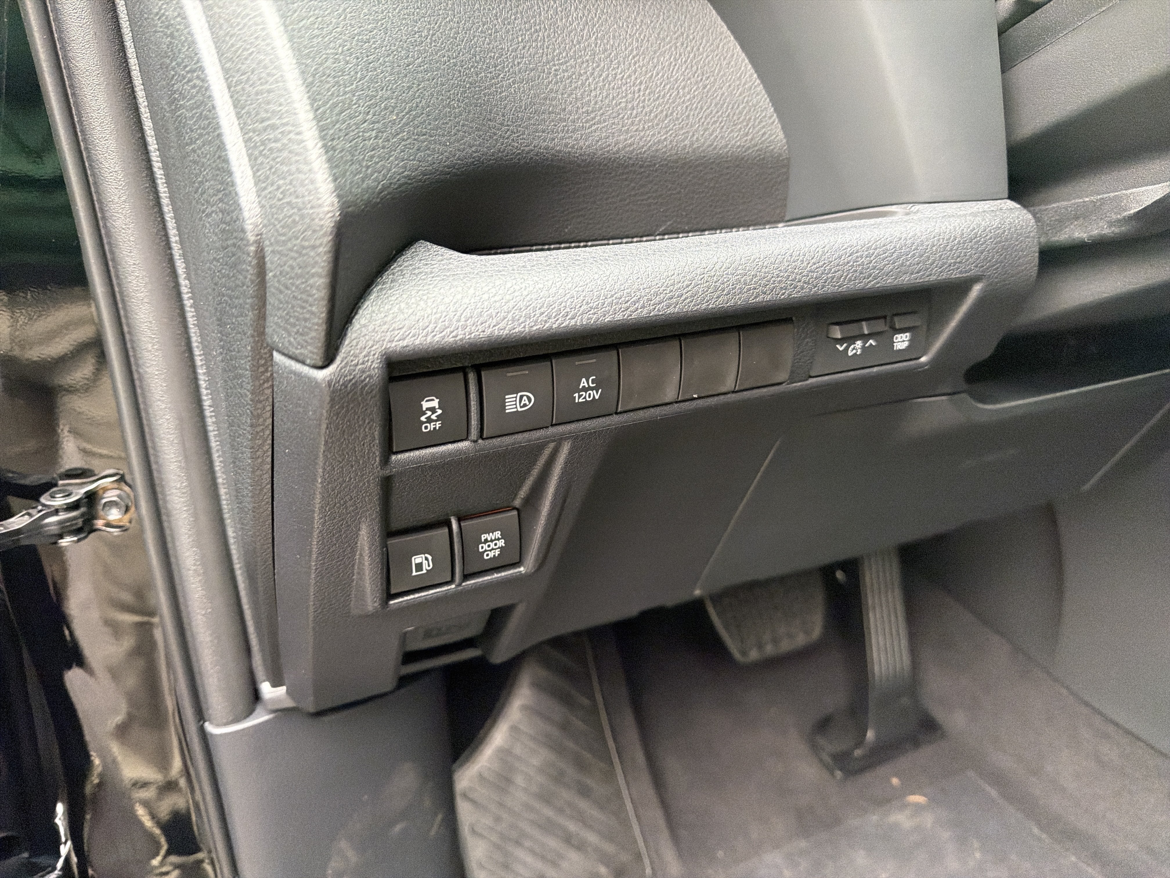 2026 Toyota Sienna Woodland Edition