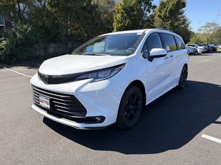 2026 Toyota Sienna Woodland Edition