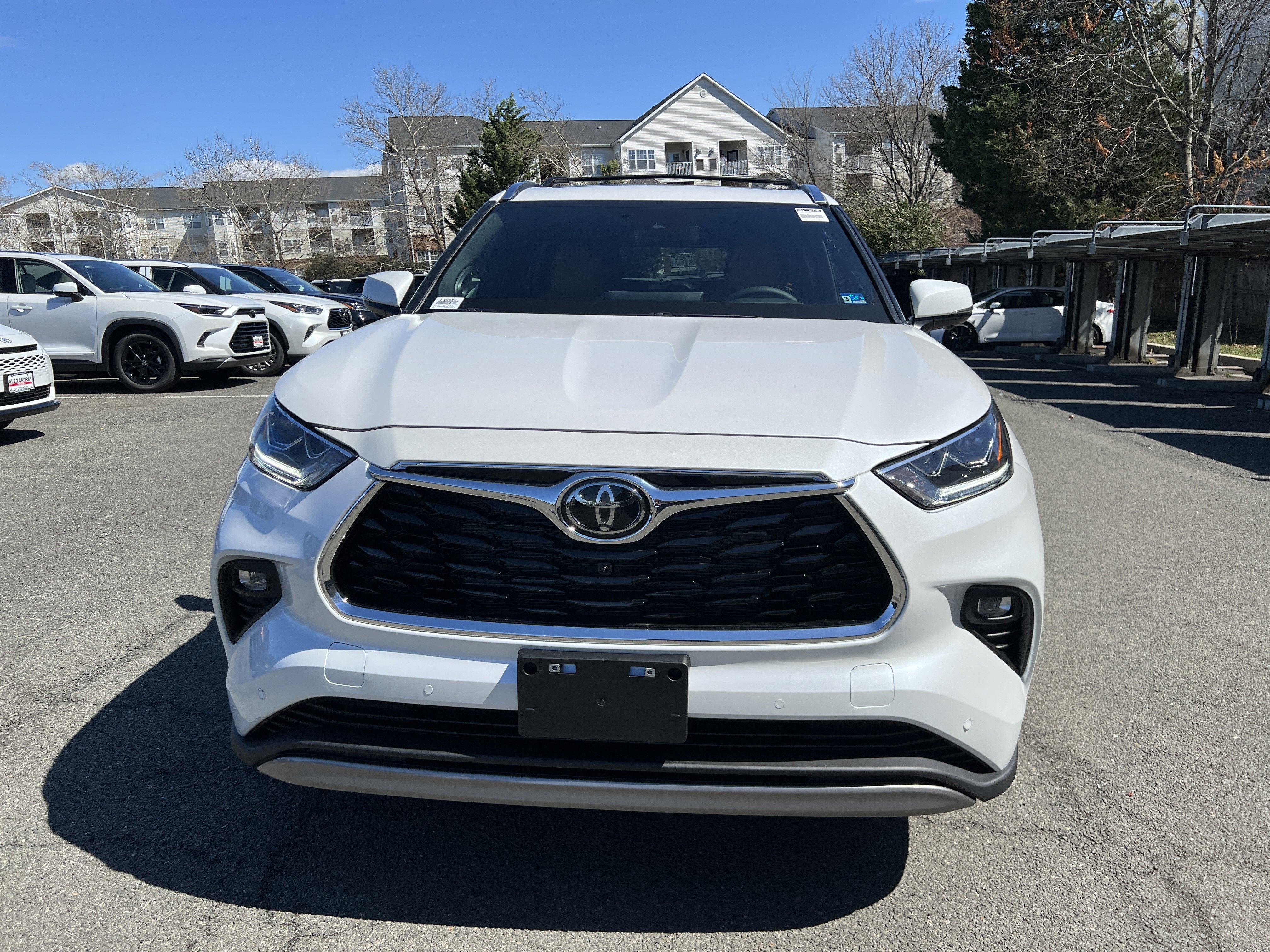 2026 Toyota Highlander Hybrid Platinum