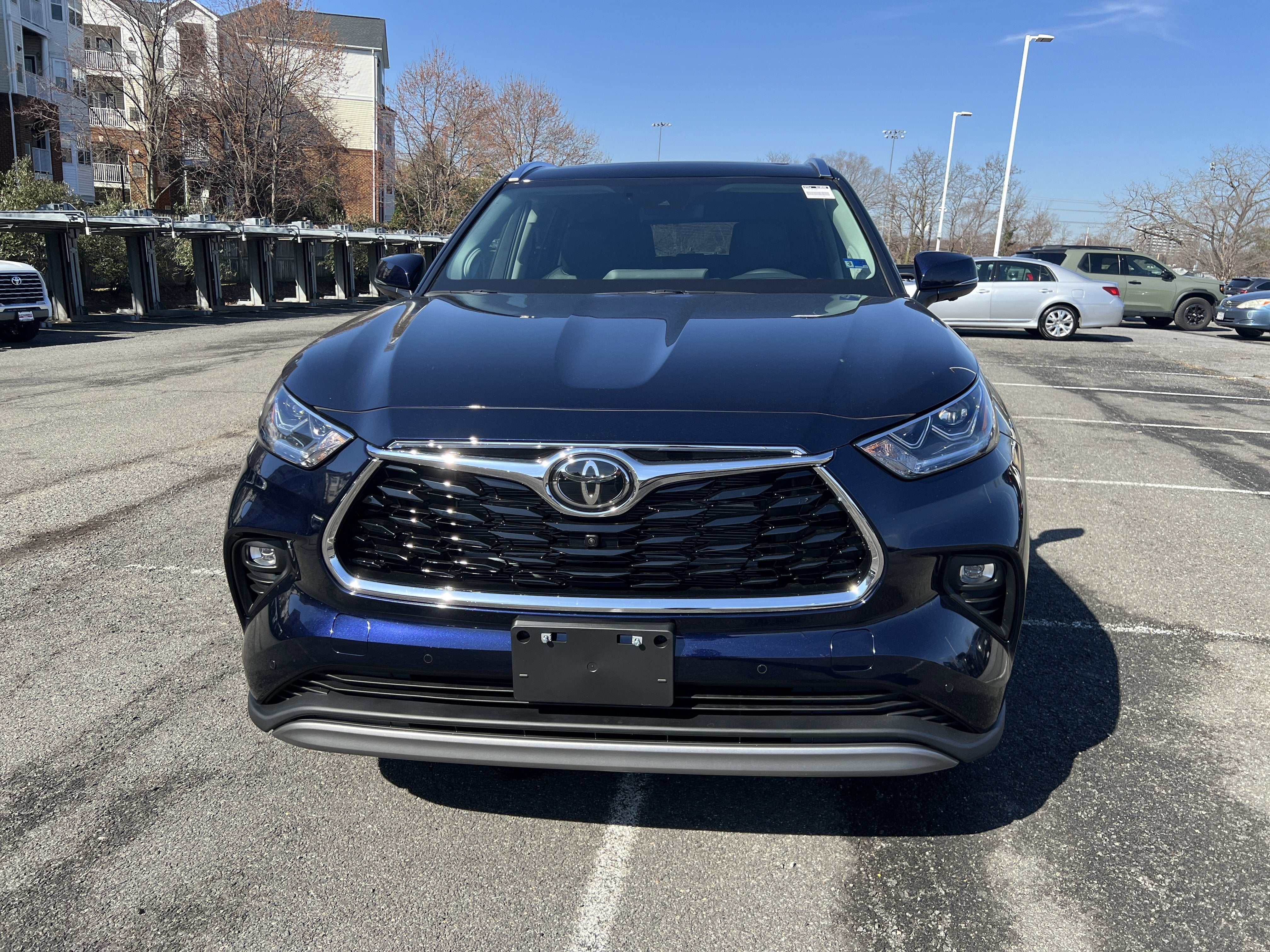 2026 Toyota Highlander Hybrid Platinum