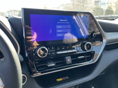 2026 Toyota Highlander Hybrid Platinum