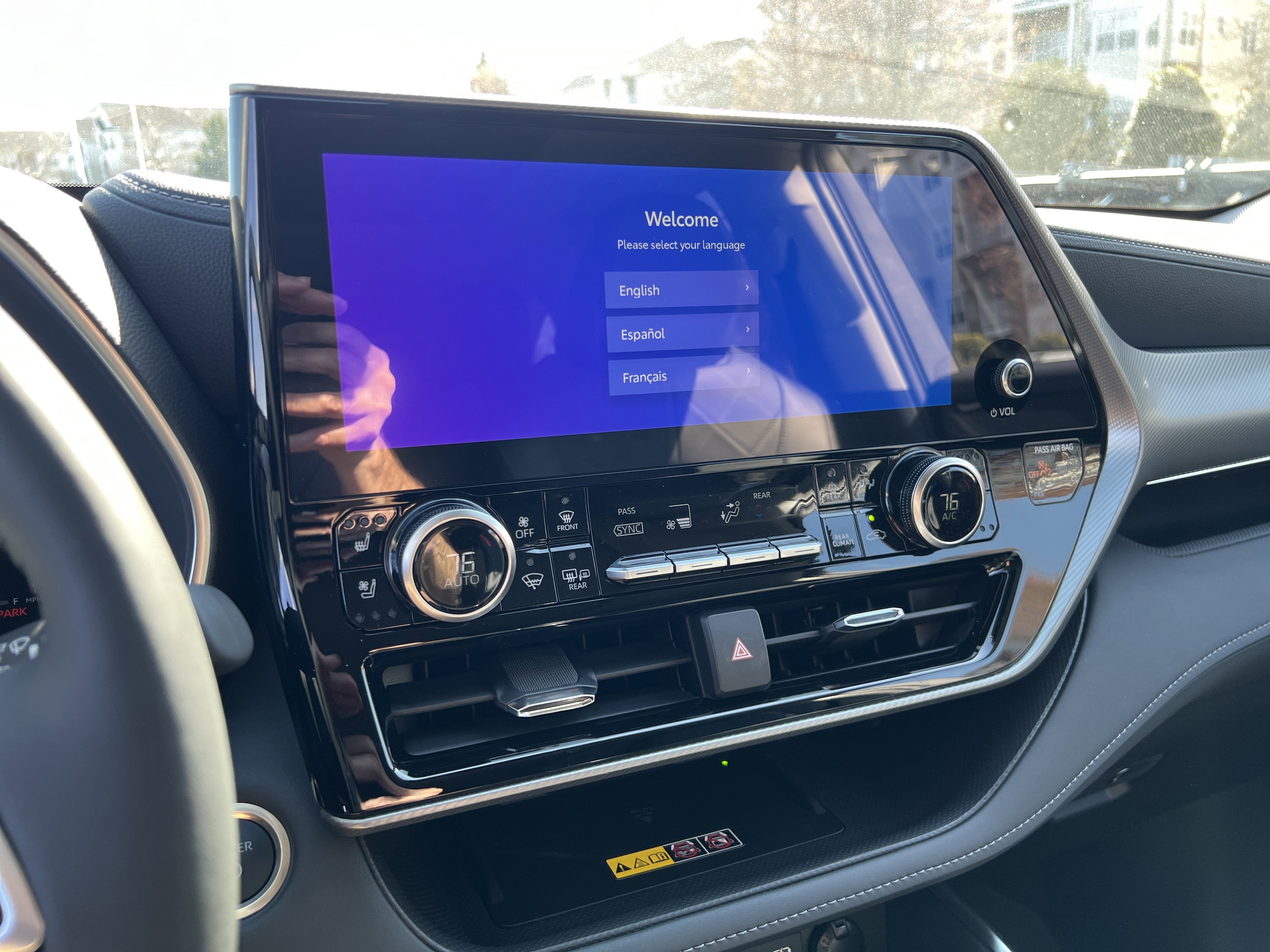 2026 Toyota Highlander Hybrid Platinum