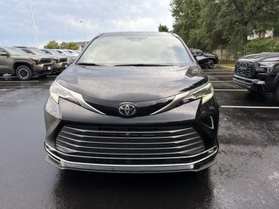 2026 Toyota Sienna Platinum