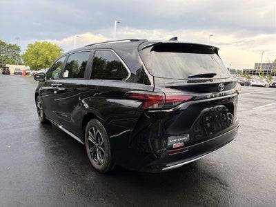 2026 Toyota Sienna Platinum