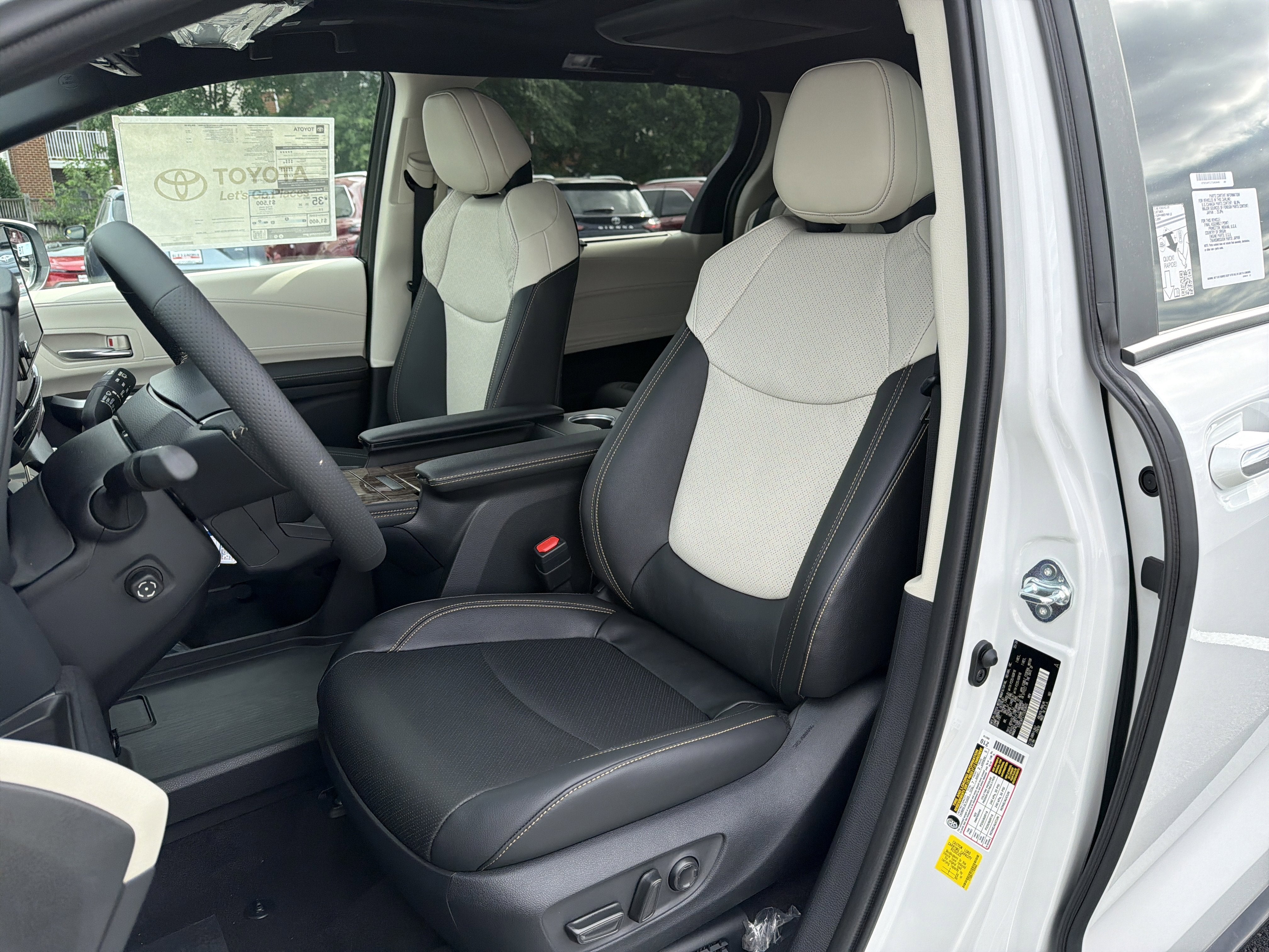2026 Toyota Sienna Platinum