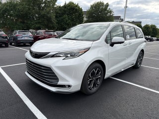 2026 Toyota Sienna Platinum