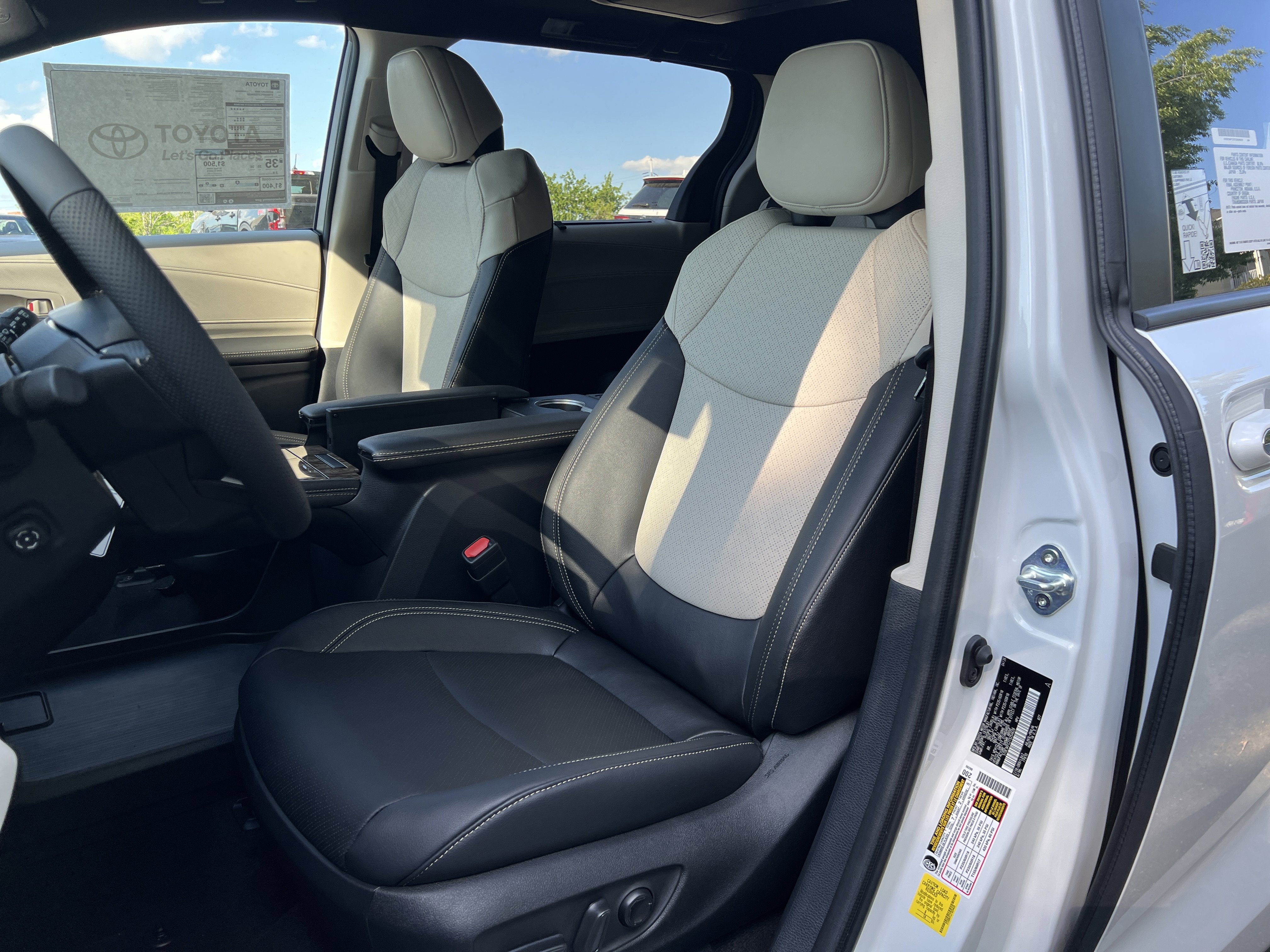 2026 Toyota Sienna Platinum