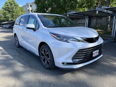 2026 Toyota Sienna Platinum