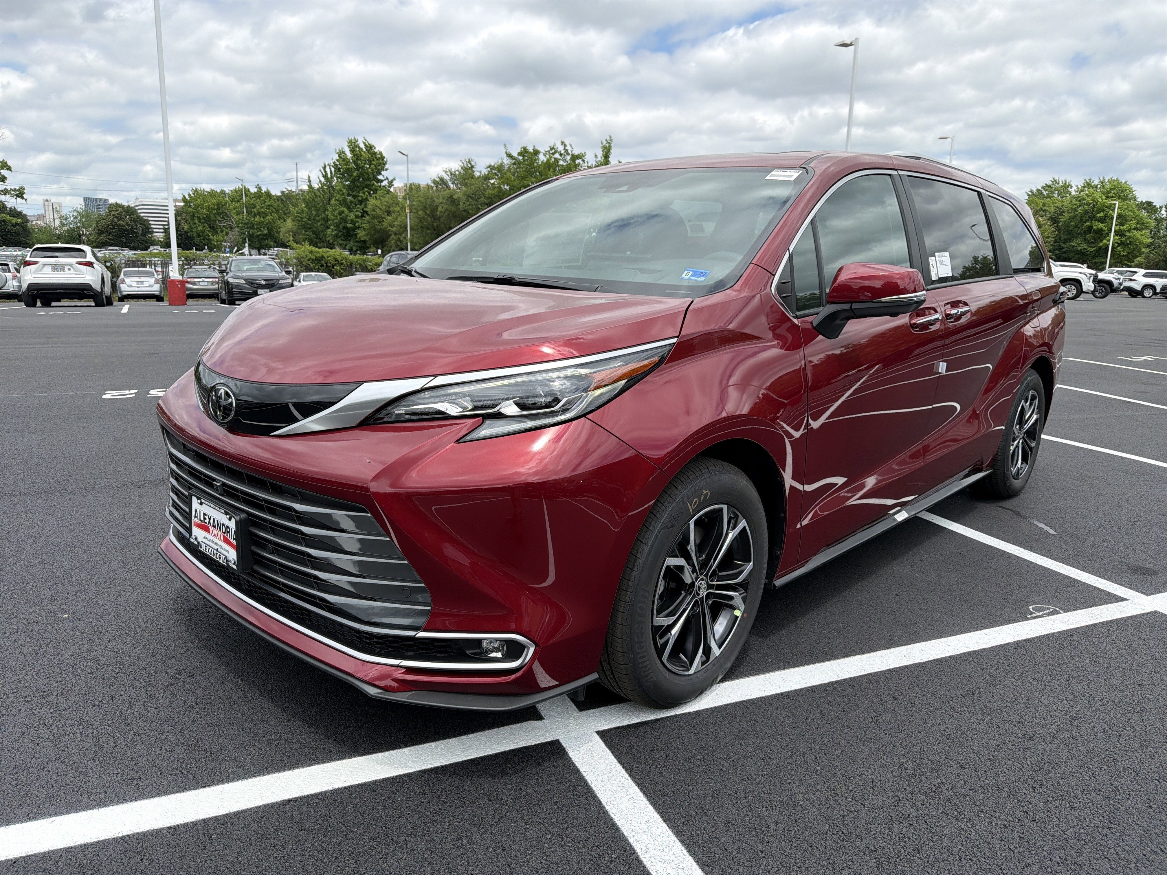 2026 Toyota Sienna Platinum