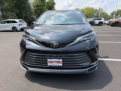2026 Toyota Sienna Platinum
