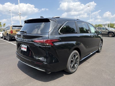 2026 Toyota Sienna Platinum