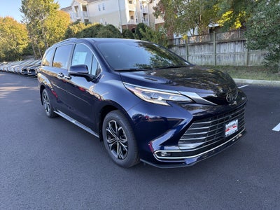 2026 Toyota Sienna Platinum