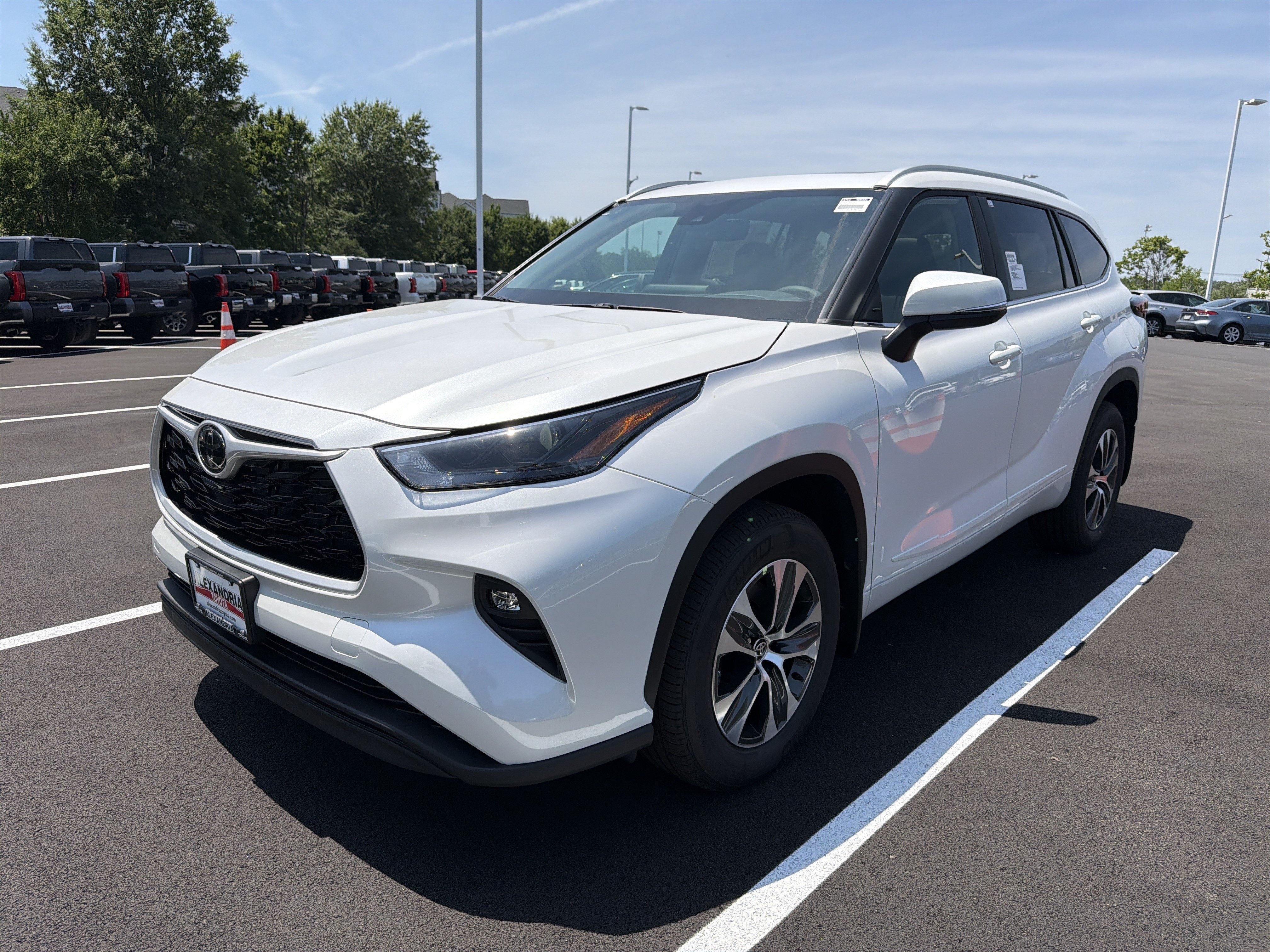 2026 Toyota Highlander XLE