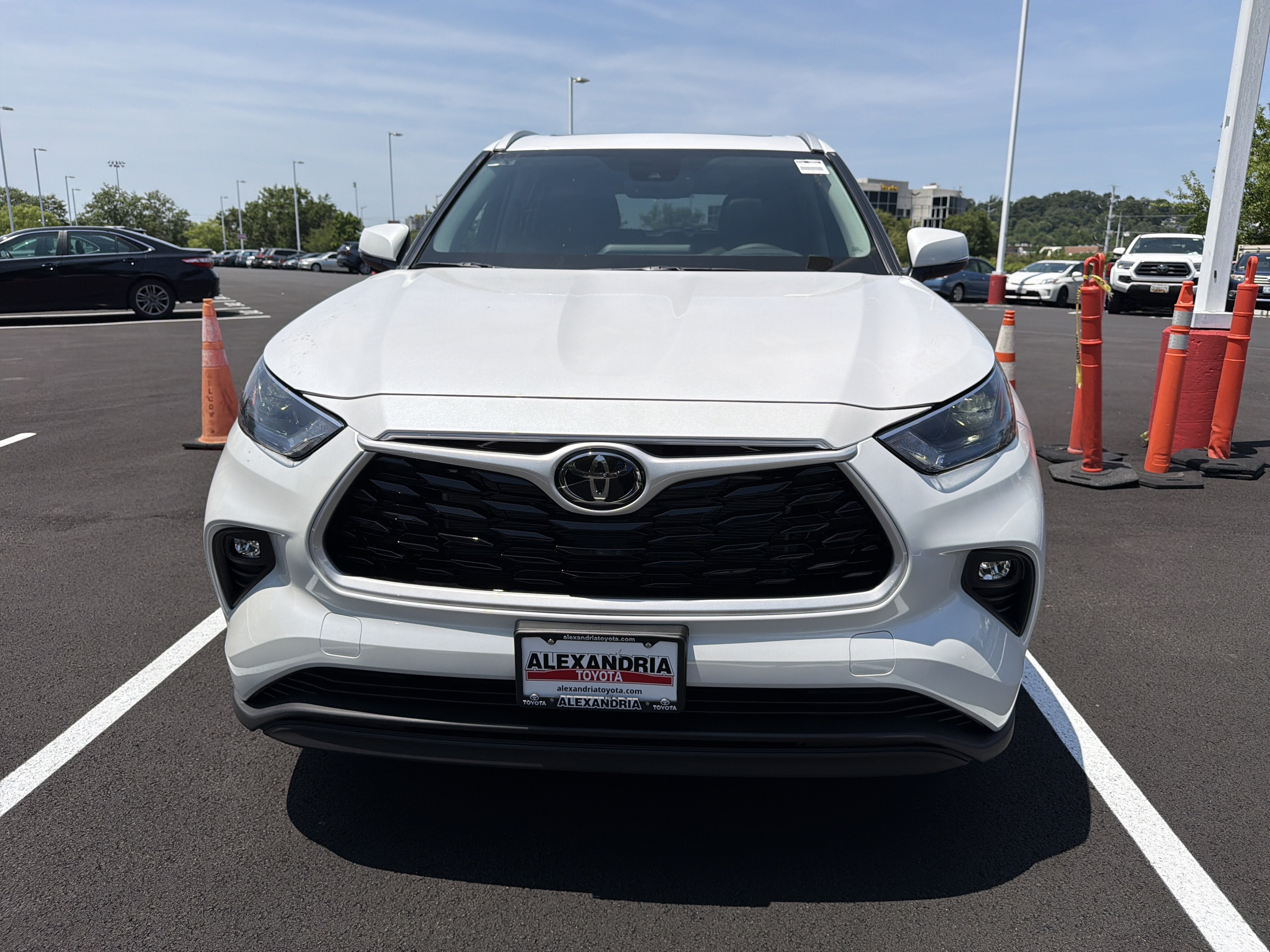 2026 Toyota Highlander XLE