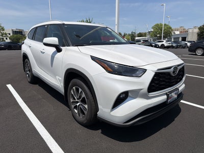 2026 Toyota Highlander XLE
