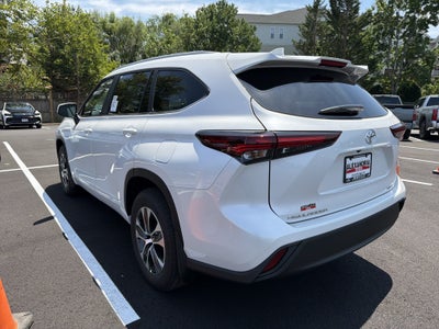 2026 Toyota Highlander XLE